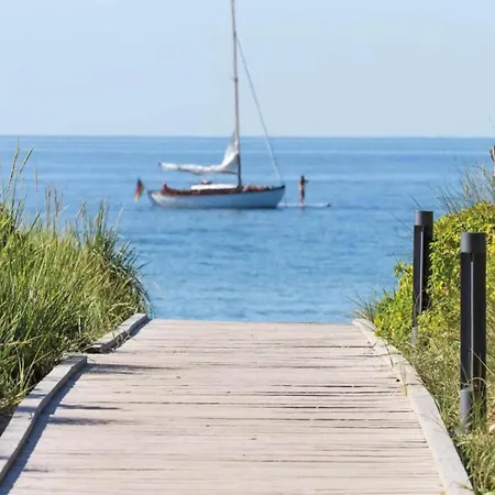 Apartment Mit Eigener Terrasse In *