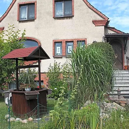 公寓 Mit Eigener Terrasse In *