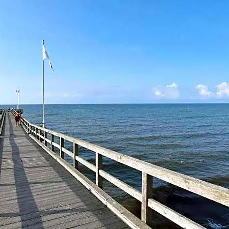 Mit Eigener Terrasse In *