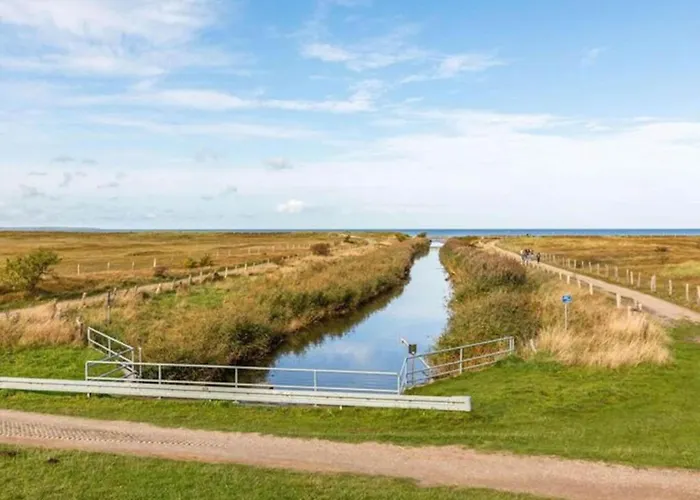 Mit Eigener Terrasse In *